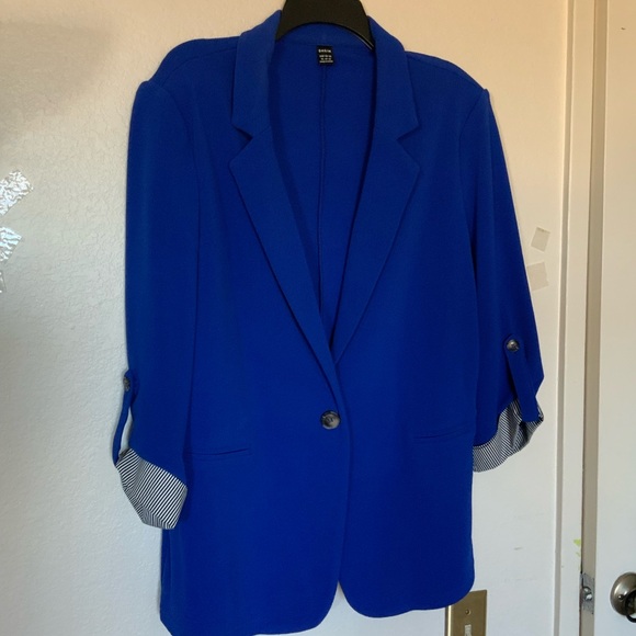 SHEIN Royal Blue Blazer with Striped Cuffs - Picture 3 of 8